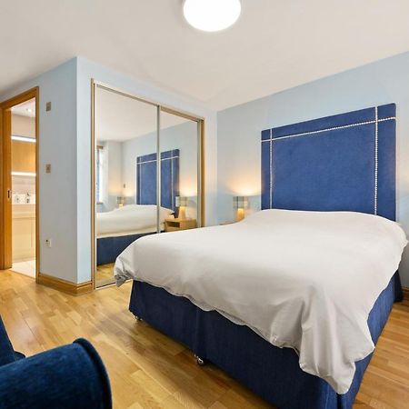 Lovely 2 Double Bedroom Flat With Patio マンチェスター エクステリア 写真